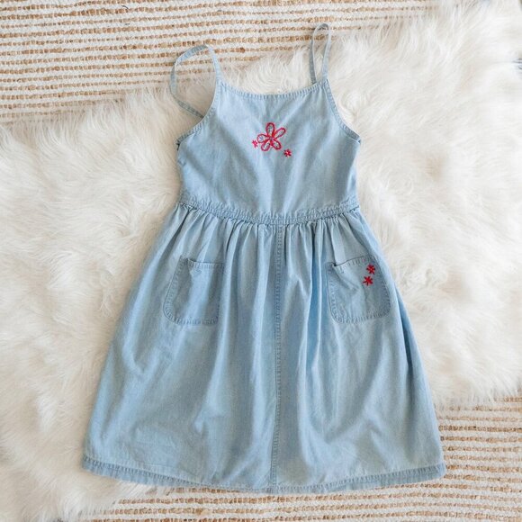 GAP GIRLS SZ 4Y CHAMBRAY DENIM BLUE RED EMBROIDERY 100% Cotton PATCH POCKETS - Picture 1 of 5